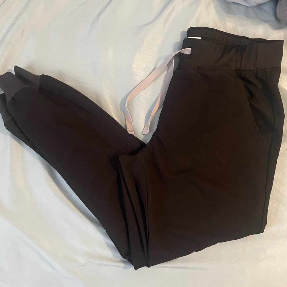 black figs joggers size small scrubs